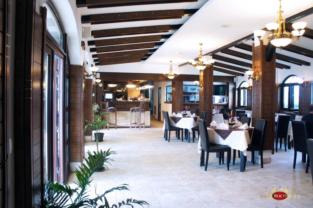 Hotel Roco Izvin ภายนอก รูปภาพ
