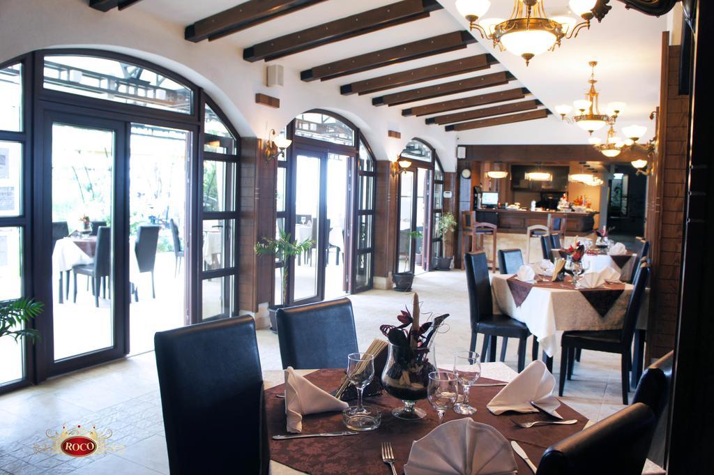 Hotel Roco Izvin ภายนอก รูปภาพ