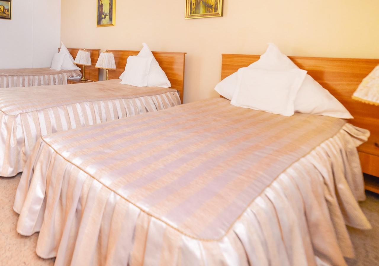 Hotel Roco Izvin ภายนอก รูปภาพ