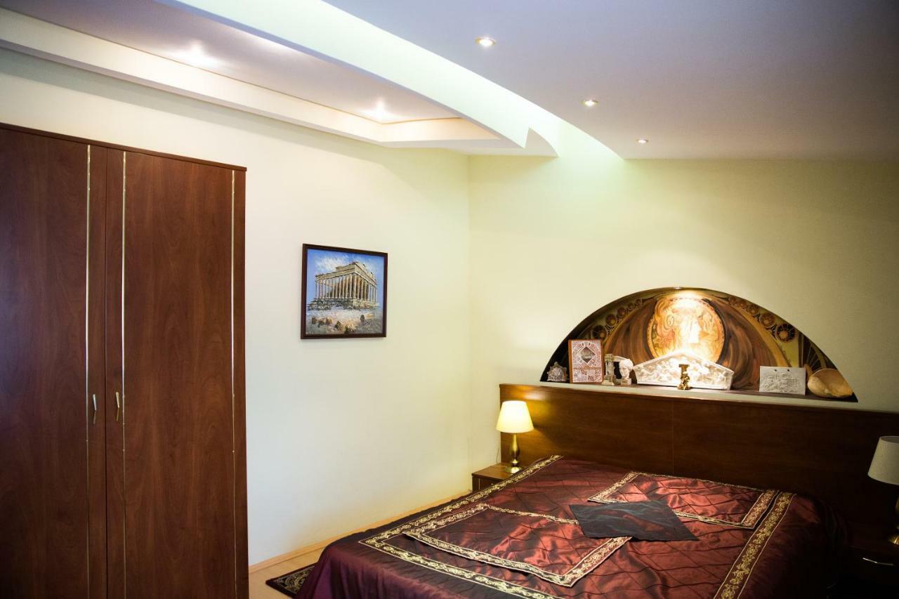 Hotel Roco Izvin ภายนอก รูปภาพ