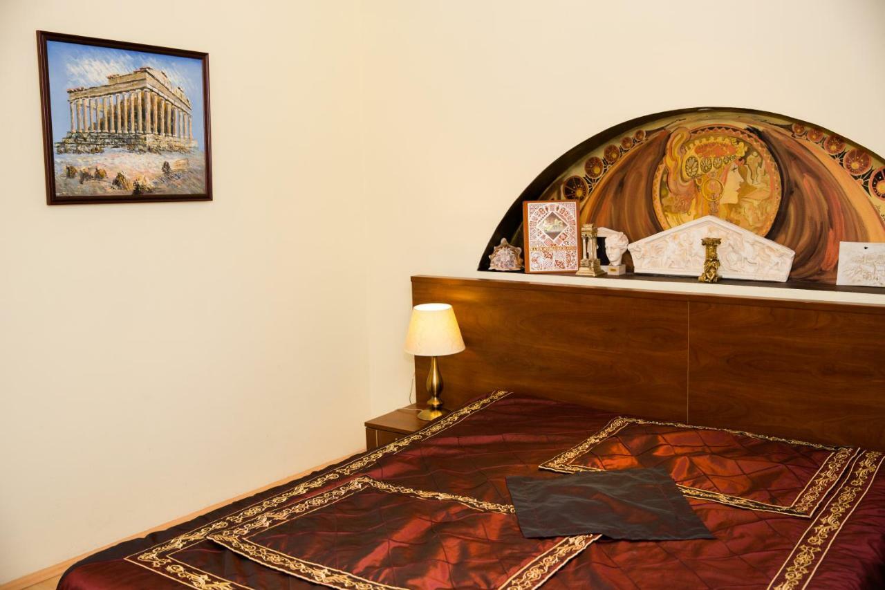 Hotel Roco Izvin ภายนอก รูปภาพ